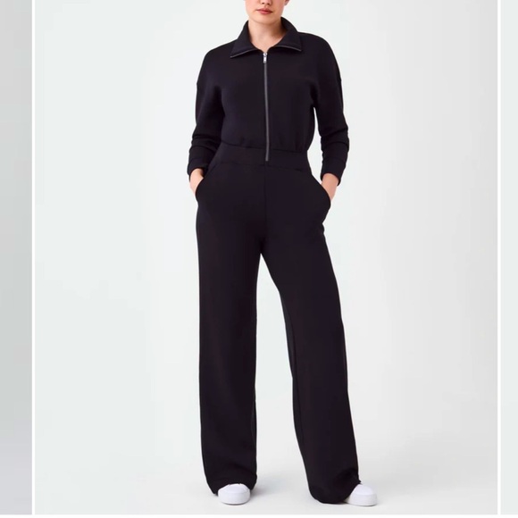 Spanx Air Essentials Black Wide Leg, Zipfront Jumpsuit, XL Petite - Picture 1 of 11